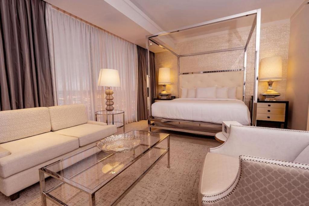 Hotel Ahern And Event Center